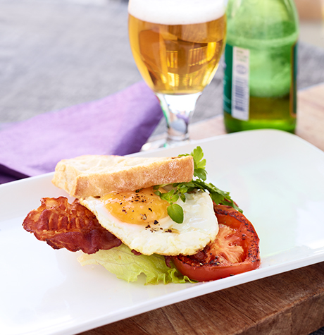 bacon macka